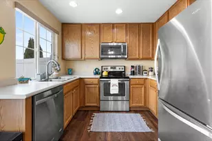 21471 Randolph Pl, Denver, CO 80249 - Photo 7