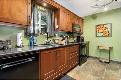 506 E 1st St, Loveland, CO 80537 - Photo 7