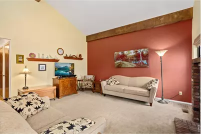 2436 Creekwood Dr, Fort Collins, CO 80525 - Photo 7