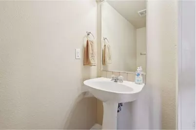 1329 60th Ave, Greeley, CO 80634 - Photo 23