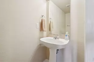 1329 60th Ave, Greeley, CO 80634 - Photo 23