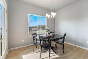 5989 Clarence Dr, Windsor, CO 80550 - Photo 9