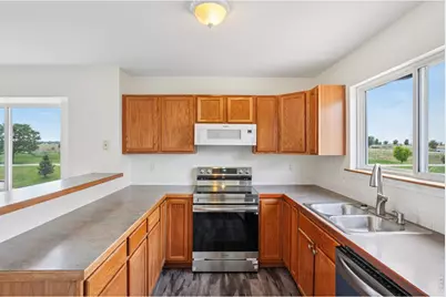 715 Elm St, Frederick, CO 80530 - Photo 17