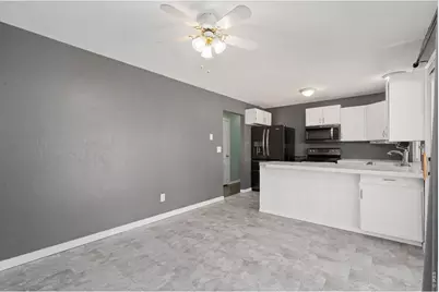 3411 N Douglas Ave, Loveland, CO 80538 - Photo 13