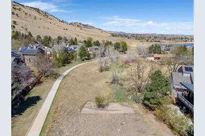 300 Oakwood Pl, Boulder, CO 80304 - Photo 37
