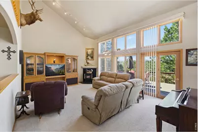 3363 Crest Dr, Loveland, CO 80537 - Photo 9