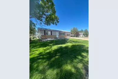 207 3rd St, Kersey, CO 80644 - Photo 1