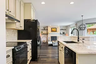 12023 Coal Creek Heights Dr, Golden, CO 80403 - Photo 9