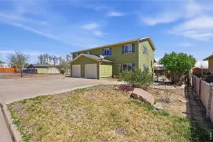 520 S Pine St #520/530, Keenesburg, CO 80643 - Photo 3
