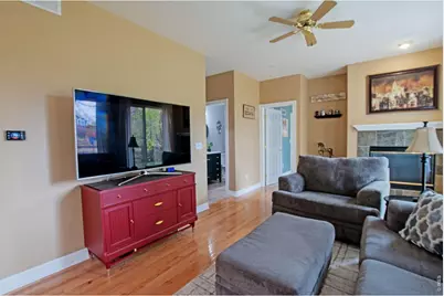 615 Americana Rd, Longmont, CO 80504 - Photo 17