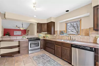 1235 Honeysuckle Ct, Windsor, CO 80550 - Photo 7