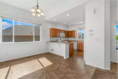 245 Pinebrook Ct, Windsor, CO 80550 - Photo 7