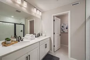 2848 Bear Spgs Cir, Longmont, CO 80503 - Photo 9