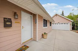 1453 Chestnut Pl, Boulder, CO 80304 - Photo 3