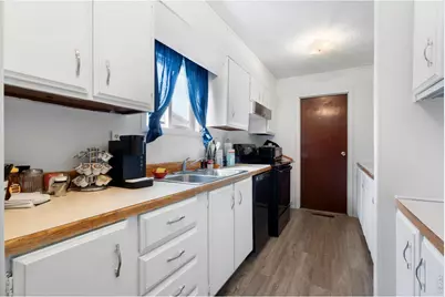 110 Ash St, Log Lane Village, CO 80705 - Photo 7