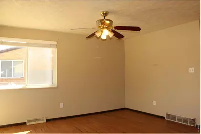 125 21st Ave, Longmont, CO 80501 - Photo 5