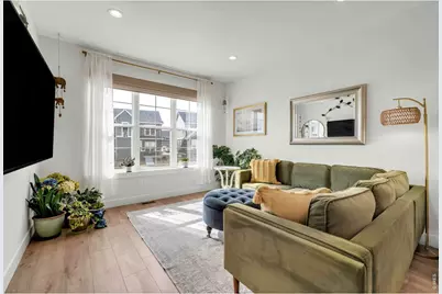 295 Gray Jay Ct, Berthoud, CO 80513 - Photo 5