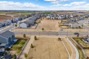 885 Camberly Dr, Windsor, CO 80550 - Photo 33