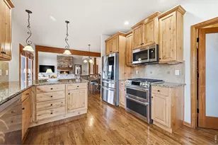 2001 Cherokee Dr, Estes Park, CO 80517 - Photo 9