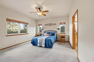 2001 Cherokee Dr, Estes Park, CO 80517 - Photo 17