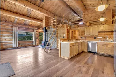 679 Cougar Dr, Boulder, CO 80302 - Photo 5