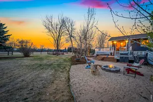 2021 Riverglen Dr, Berthoud, CO 80513 - Photo 47