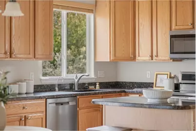 2281 Cottonwood Pl, Erie, CO 80516 - Photo 21