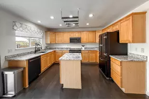 1233 Button Rock Dr, Longmont, CO 80504 - Photo 17