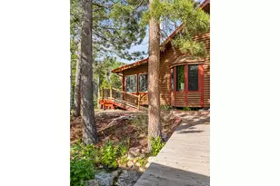 428 Rustic Rd, Bellvue, CO 80512 - Photo 5
