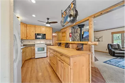 428 Rustic Rd, Bellvue, CO 80512 - Photo 15