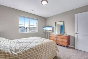 27890 E 7th Pl, Aurora, CO 80018 - Photo 37