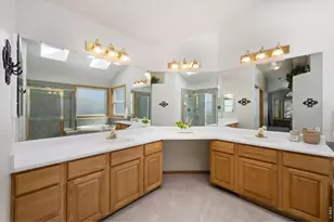 1410 Wildrose Dr, Longmont, CO 80503 - Photo 23