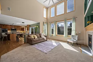 1410 Wildrose Dr, Longmont, CO 80503 - Photo 11