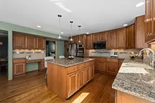 1410 Wildrose Dr, Longmont, CO 80503 - Photo 15