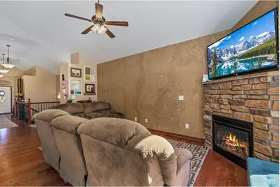 7419 Ladbroke Dr, Windsor, CO 80550 - Photo 5