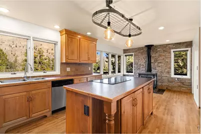 31 Kings Canyon Rd, Bellvue, CO 80512 - Photo 9