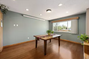 811 Table Mountain Ct, Windsor, CO 80550 - Photo 5