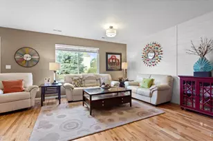 1147 Trout Creek Cir, Longmont, CO 80504 - Photo 11