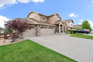 2084 Bayfront Dr, Windsor, CO 80550 - Photo 3