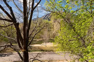 812 Walnut St, Boulder, CO 80302 - Photo 3