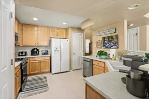 6709 Autumn Ridge Dr, Fort Collins, CO 80525 - Photo 17