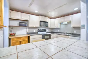 36 Placer Ave, Longmont, CO 80504 - Photo 9