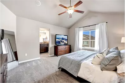 5225 Carmon Dr, Windsor, CO 80550 - Photo 25