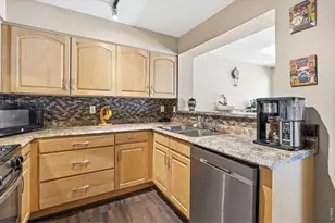 930 Button Rock Dr, Longmont, CO 80504 - Photo 13