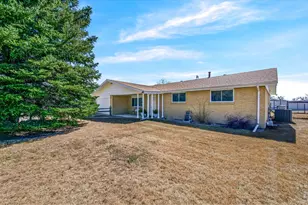 3413 Cottonwood Ln, Berthoud, CO 80513 - Photo 3