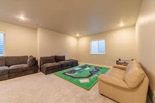 5474 Ault Dr, Loveland, CO 80538 - Photo 37