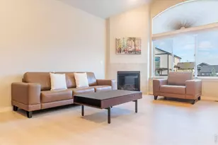 5474 Ault Dr, Loveland, CO 80538 - Photo 5