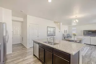 1690 Whiteley Dr, Windsor, CO 80550 - Photo 11