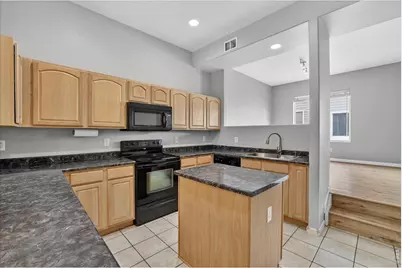 11250 Florence St #15-B, Commerce City, CO 80640 - Photo 13