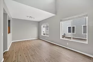 11250 Florence St, Commerce City, CO 80640 - Photo 15